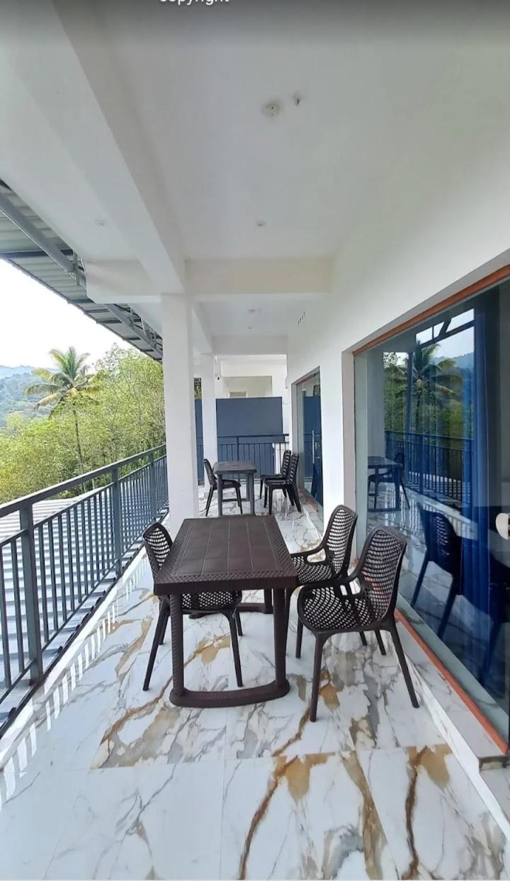 Mount Mist Villa 무나르 외부 사진